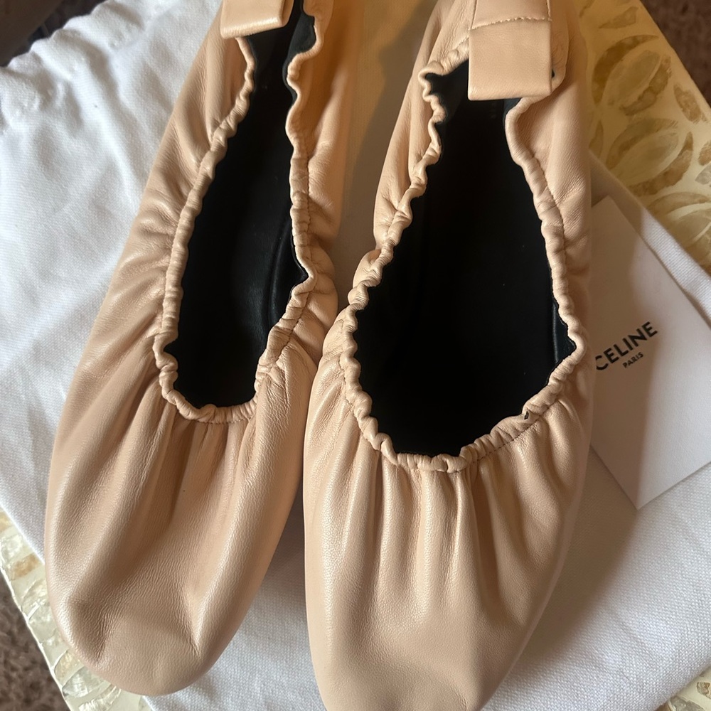 NEVER WORN - Celine Women's Cream Ballet Flats - Picture 7 of 7